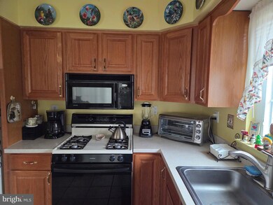 1169 Sharp Rd unit 31, Vineland, NJ 08360 - photo 3