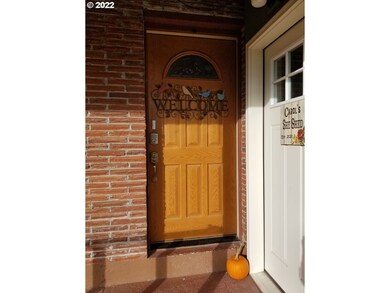 3324 E 13th St, the Dalles, OR 97058 - photo 3