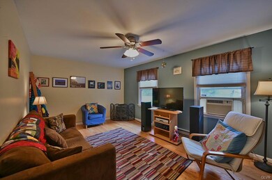 Living Room w/ Propane Fireplace