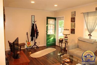 1136 SW Jane Ave, Topeka, KS 66604 - photo 5