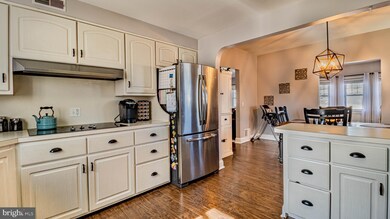 102 Grand St S, Hammonton, NJ 08037 - photo 3