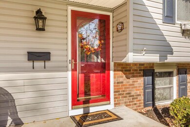 1720 Americana Ct, Columbus, OH 43229 - photo 4