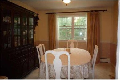 83 Stonybrook Dr, Holliston, MA 01746 - photo 4