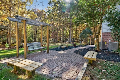 1230 Arnolds Woods Rd unit 27516, Chapel Hill, NC 27516 - photo 6