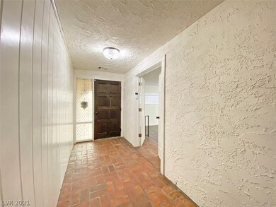Front entry leads to the huge bonus room