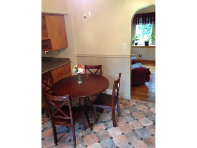Kitchen. EAT-IN-KITCHEN