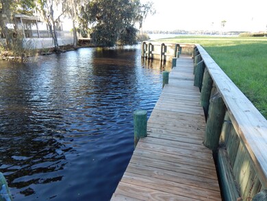 2043 Castle Point Ct, Fleming Island, FL 32003 - photo 6