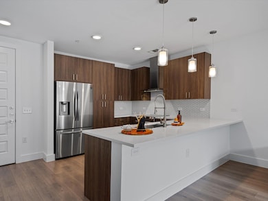 Eastgate unit 122, Austin, TX 78722 - photo 2