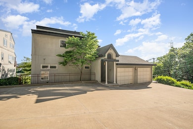 016_902vernonplace29-edit_984