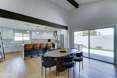 Love the vaulted ceiling!