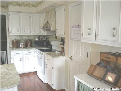 460 Twin Oaks Dr, Mount Washington, KY 40047 - photo 5