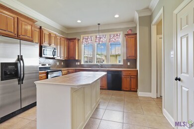 2527 Colonial Way, Zachary, LA 70791 - photo 4