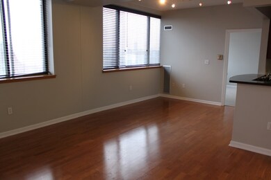 169 Monsignor Obrien Hwy unit 609, Cambridge, MA 02141 - photo 3