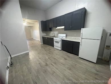 401 S Clinton Ave unit D, Dunn, NC 28334 - photo 3