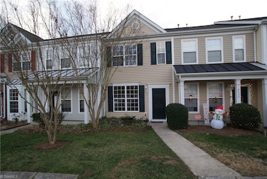 4134 Tarrant Trace Cir, High Point, NC 27265 - photo 3