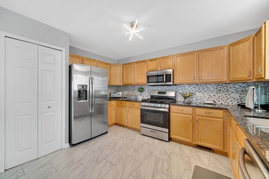 2734 W Hidden Glen Dr, Waukegan, IL 60085 - photo 6