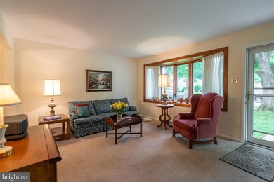 205 Central Dr, Lansdale, PA 19446 - photo 2