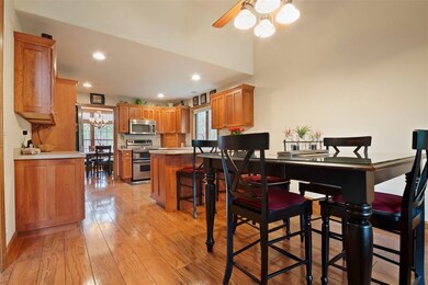 Great kitchen with eating area, breakfast bar, and