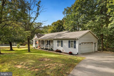 10700 Maple Ridge Dr, Spotsylvania, VA 22553 - photo 3