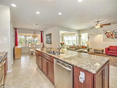 Breath taking lake views . Open and bright . Great