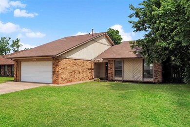 1309 NE 22nd St, Moore, OK 73160 - photo 4