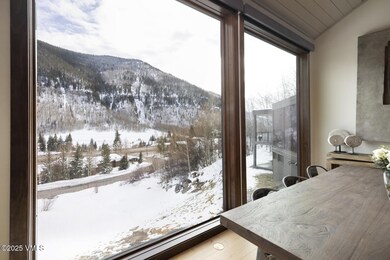 5.6 Dining View