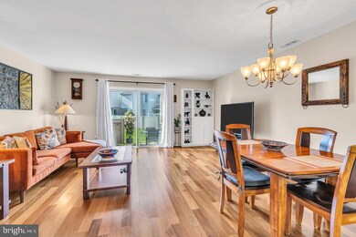 53 Chatham Ct, East Windsor, NJ 08520 - photo 5