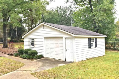 2406 Pheasant Dr, Albany, GA 31707 - photo 7