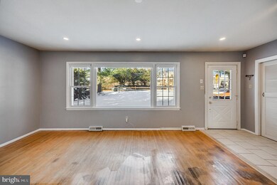 2690 Lenni Rd, Aston, PA 19014 - photo 3