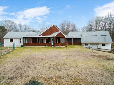 724 Central Pike, North Scituate, RI 02857 - photo 2