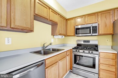 529 Cider Press Ct, Joppa, MD 21085 - photo 7