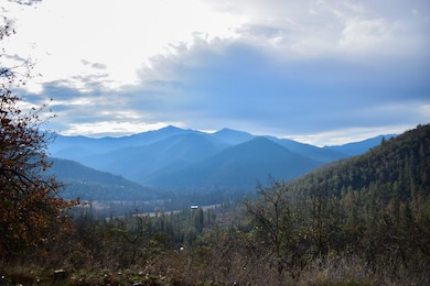 1379 Humbug Creek Rd, Jacksonville, OR 97530 - photo 2