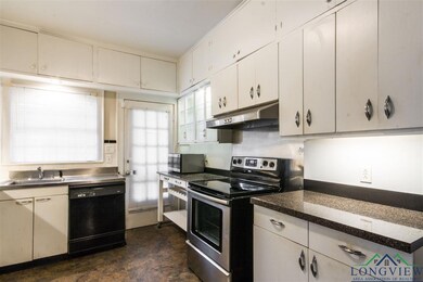 820 Stuckey Dr, Longview, TX 75601 - photo 7