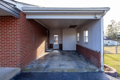 248 Skyview Cir, Verona, VA 24482 - photo 3