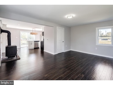 129 W Cohawkin Rd, Clarksboro, NJ 08020 - photo 2