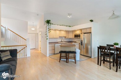 05-Living Room_ETL1366