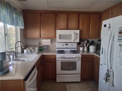 6353 Colonial Ave, Banning, CA 92220 - photo 5