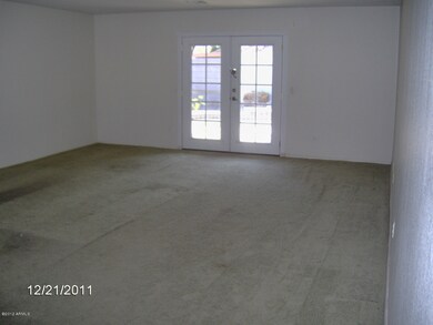 Family Room-2