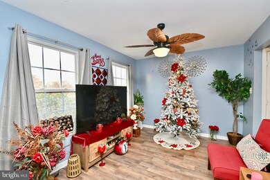 8534 Kingsway Dr, White Plains, MD 20695 - photo 4