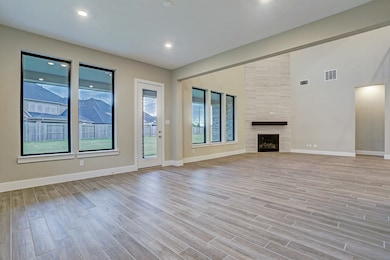 28715 Valley Crest Ln, Fulshear, TX 77441 - photo 6