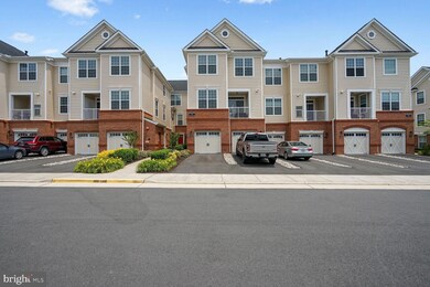 23215 Milltown Knoll Square unit 113, Ashburn, VA 20148 - photo 2