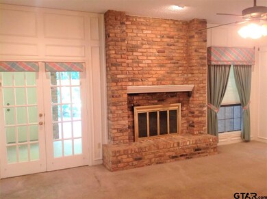 5805 5805 Sheffield Dr, Tyler, TX 75703 - photo 6