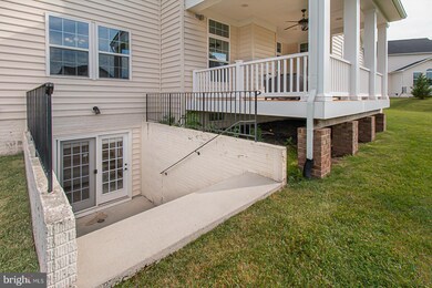 23909 Heather Meadow Dr, Ashburn, VA 20148 - photo 5