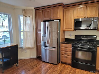 1901 Redwood Ct, Monmouth Junction, NJ 08852 - photo 3