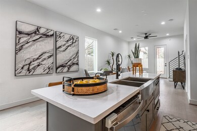 204 Marathon St unit A, Houston, TX 77018 - photo 2