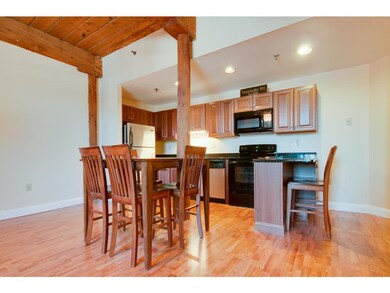 335 Spruce St unit 2J, Manchester, NH 03103 - photo 4