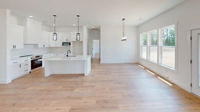 1020 S November Dr, Boiling Springs, SC 29316 - photo 6