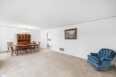 207 Grandview Cir, Travelers Rest, SC 29690 - photo 6