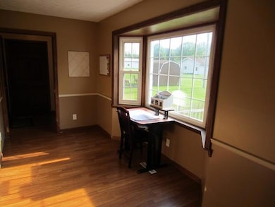 5605 Old Logan Rd SE, Lancaster, OH 43130 - photo 4