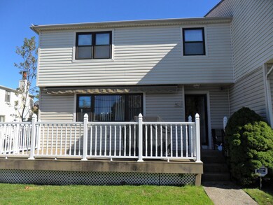 463-1 Willow Rd E, Staten Island, NY 10314 - photo 2